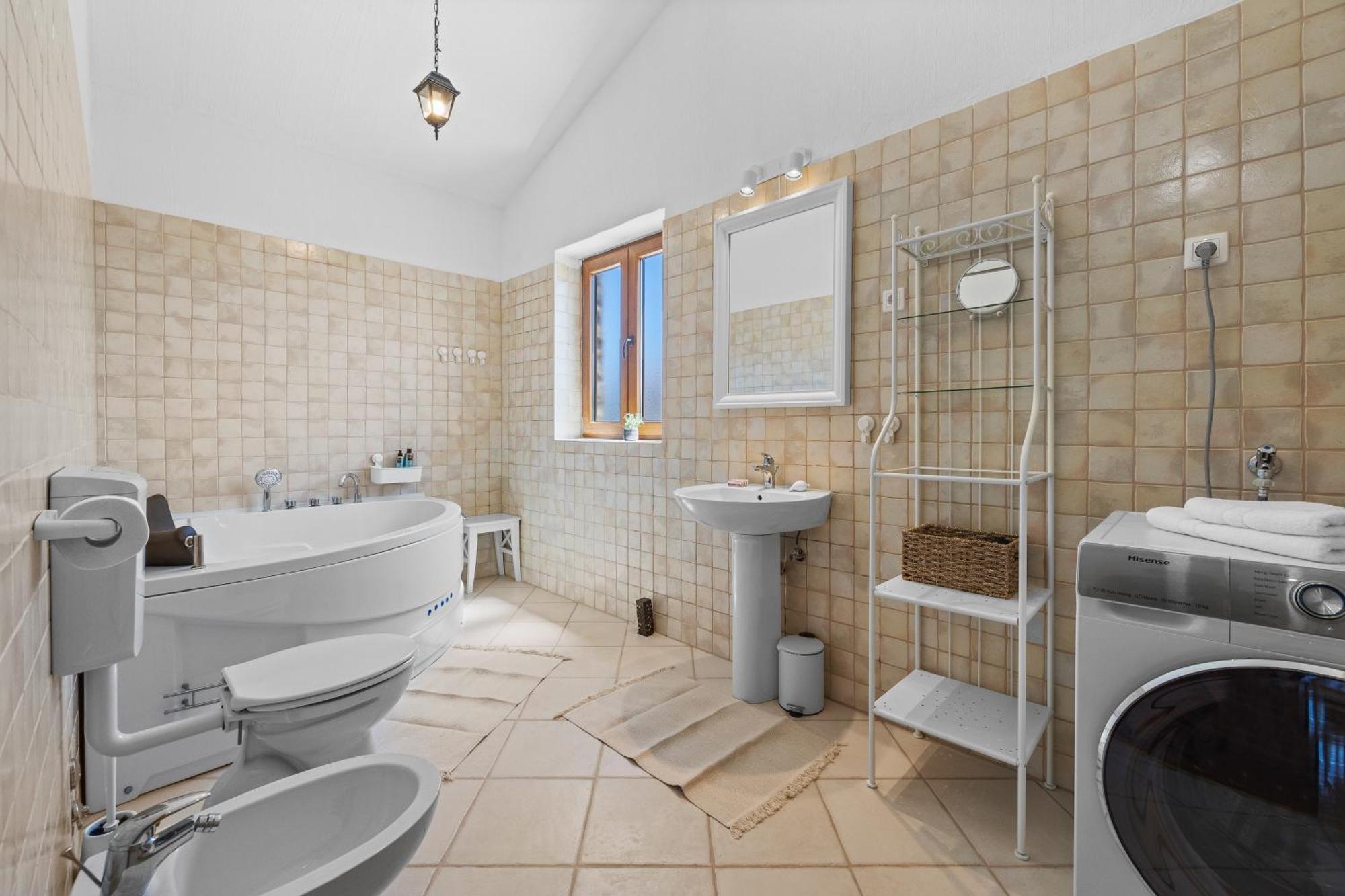 Villa Brioni With Pool By Rentistra Cabrunici Bagian luar foto